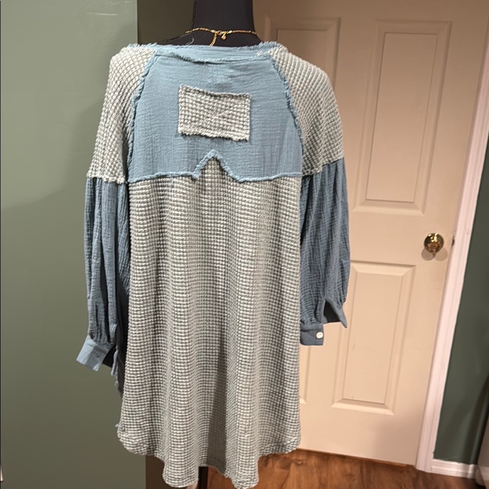 POL Women's Blue Waffle Knit Top - Picture 5 of 11